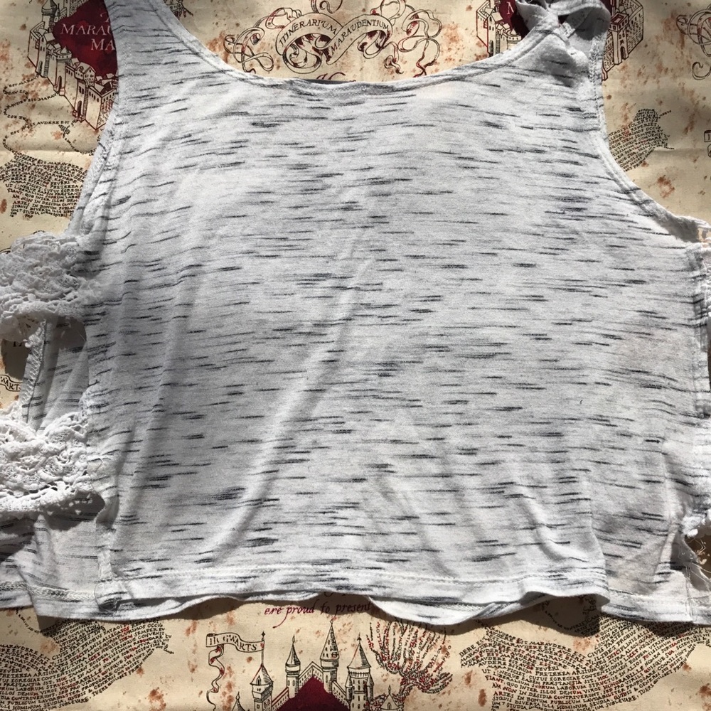 Charlotte Russe Elephant Paisley Crop top Small - Picture 5 of 5